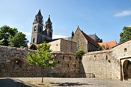 Bernhard Saalfeld - Stadtmauer und Dom